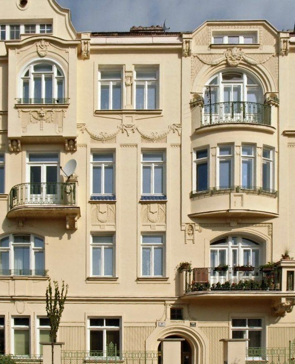 dřevěná eurookna, balkonové a vchodové dveř